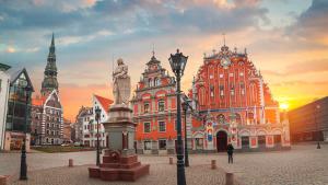 A FIDE Chess.com Grand Swiss Mentességet Élvez a Lettországi Járványintézkedések Alól